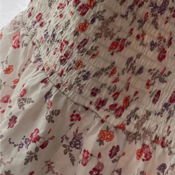 ⚡️2/$20 American Eagle Womens off the shoulder floral shirt - Picture 2 of 4
